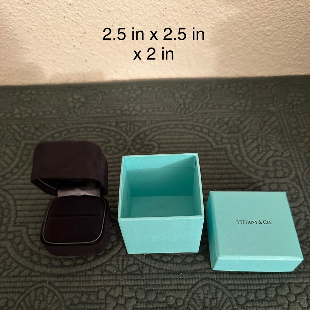 Tiffany small ring box